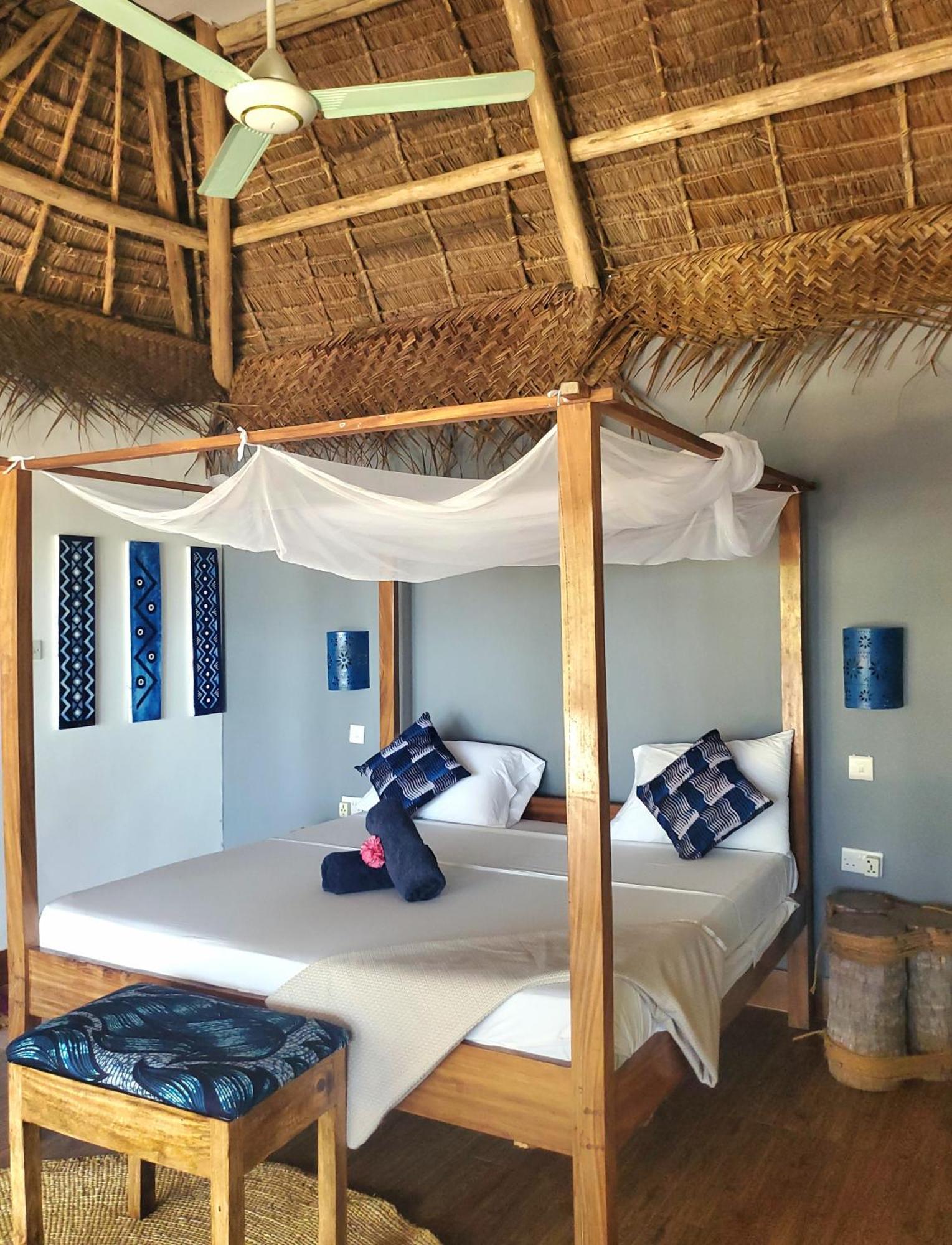 Promised Land Lodge Кизимкази Екстериор снимка