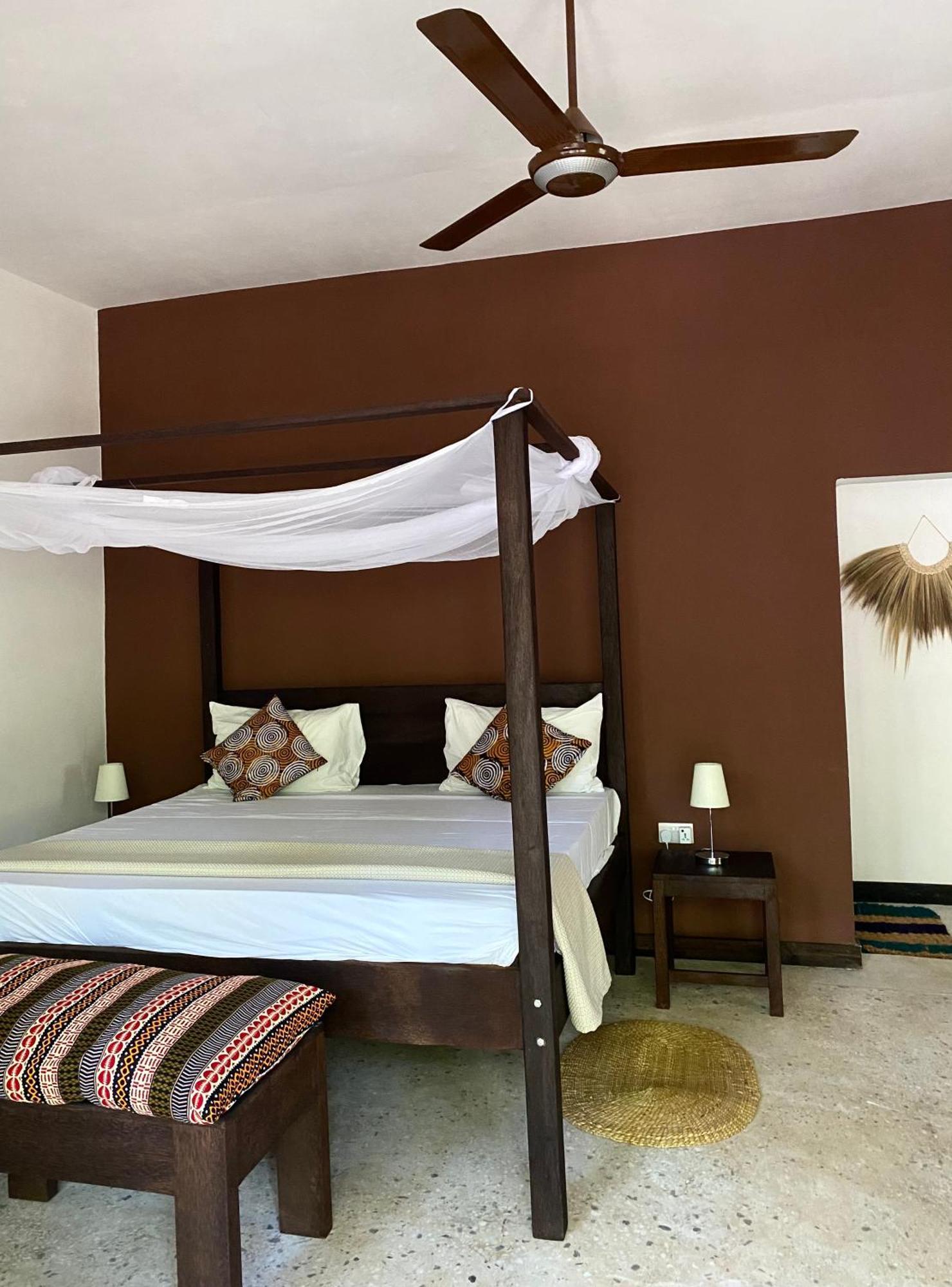 Promised Land Lodge Кизимкази Екстериор снимка