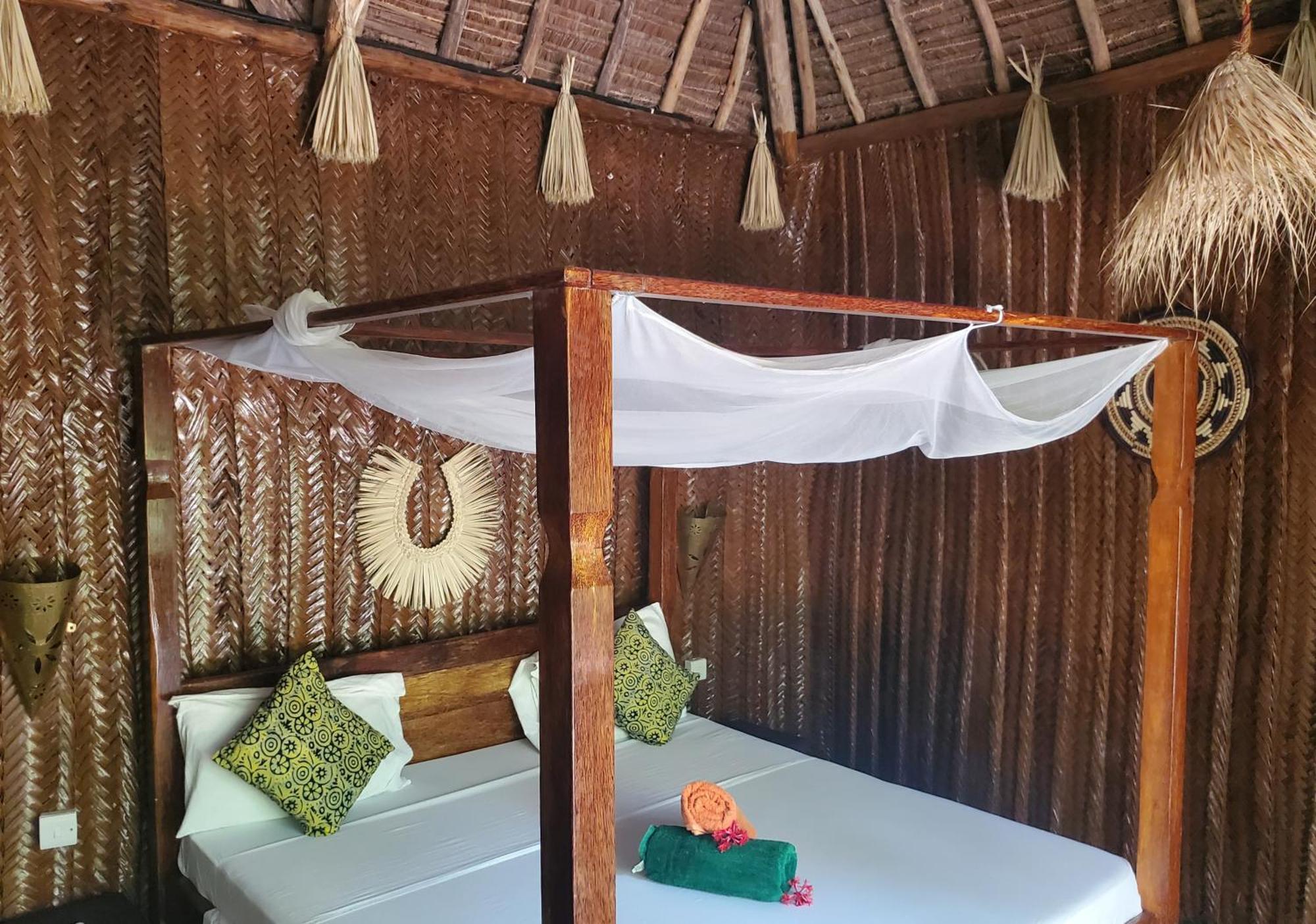 Promised Land Lodge Кизимкази Стая снимка