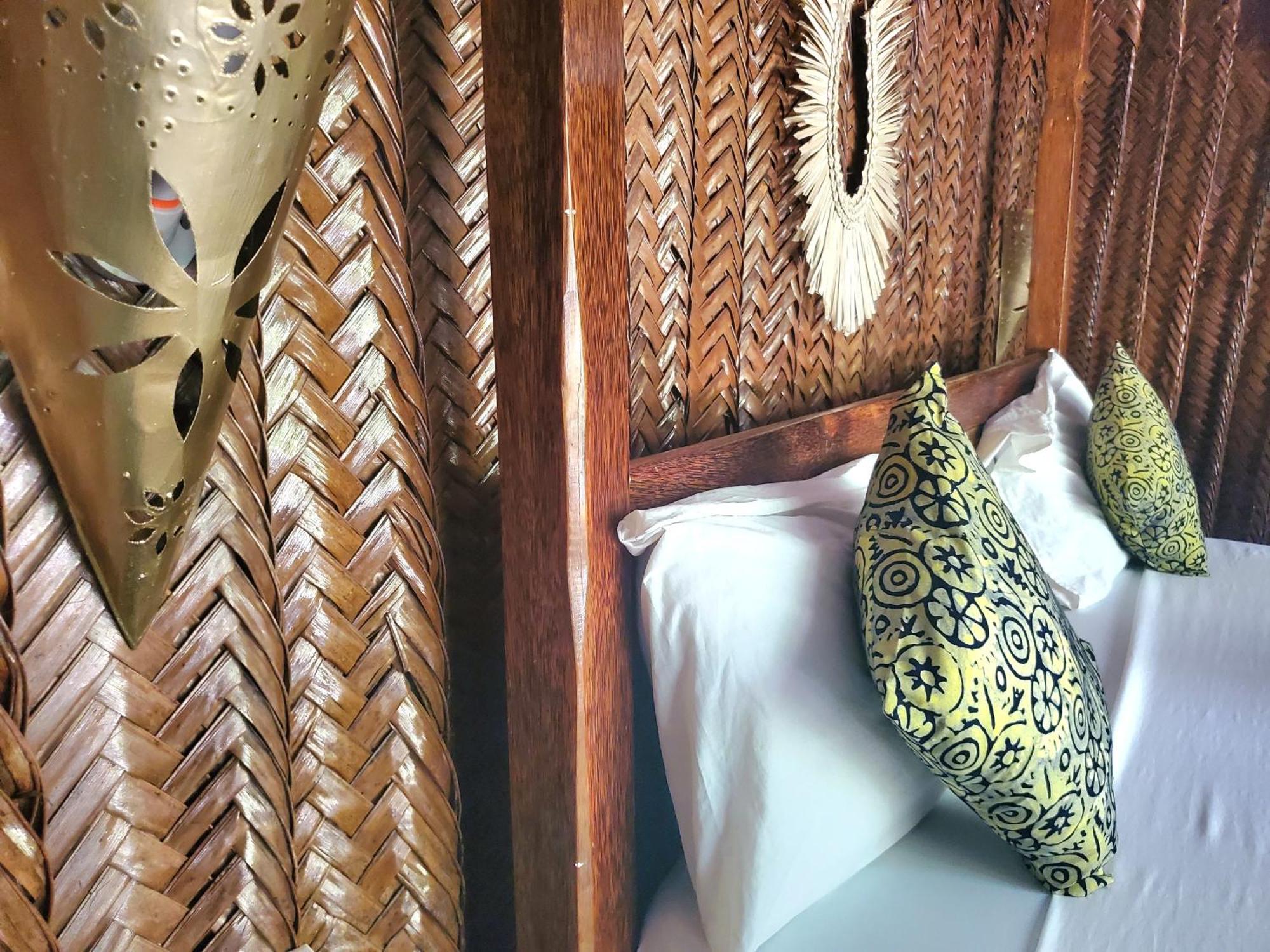Promised Land Lodge Кизимкази Стая снимка